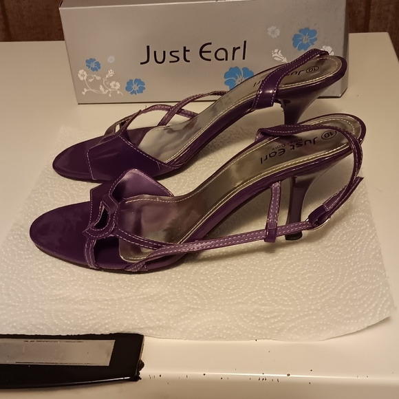 JUST EARL CLARISSA PURPLE LADIES HEELED SANDALS. SIZE 10 M. - Picture 2 of 6